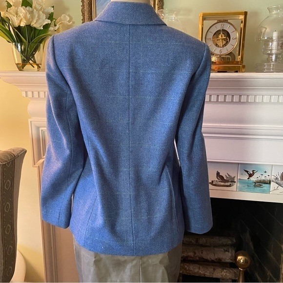 Lands End tailored jacket In periwinkle with delicate Green plaid. Beautiful. - Picture 3 of 6